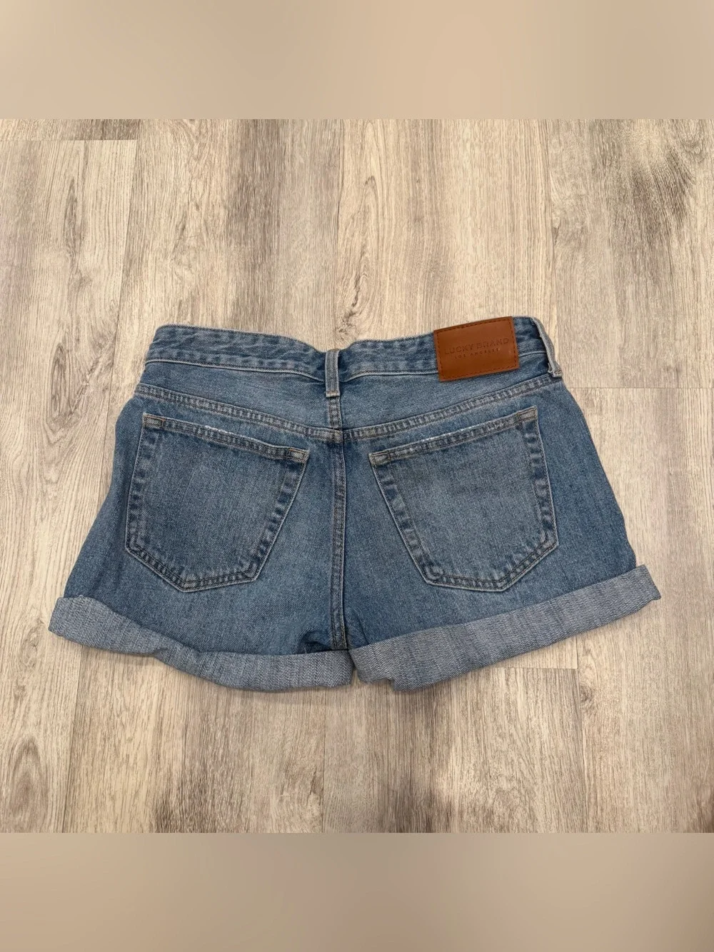 Lucky Brand Boyfriend Denim Shorts Size 4/27 100% Cotton Distressed‎ Cuffed